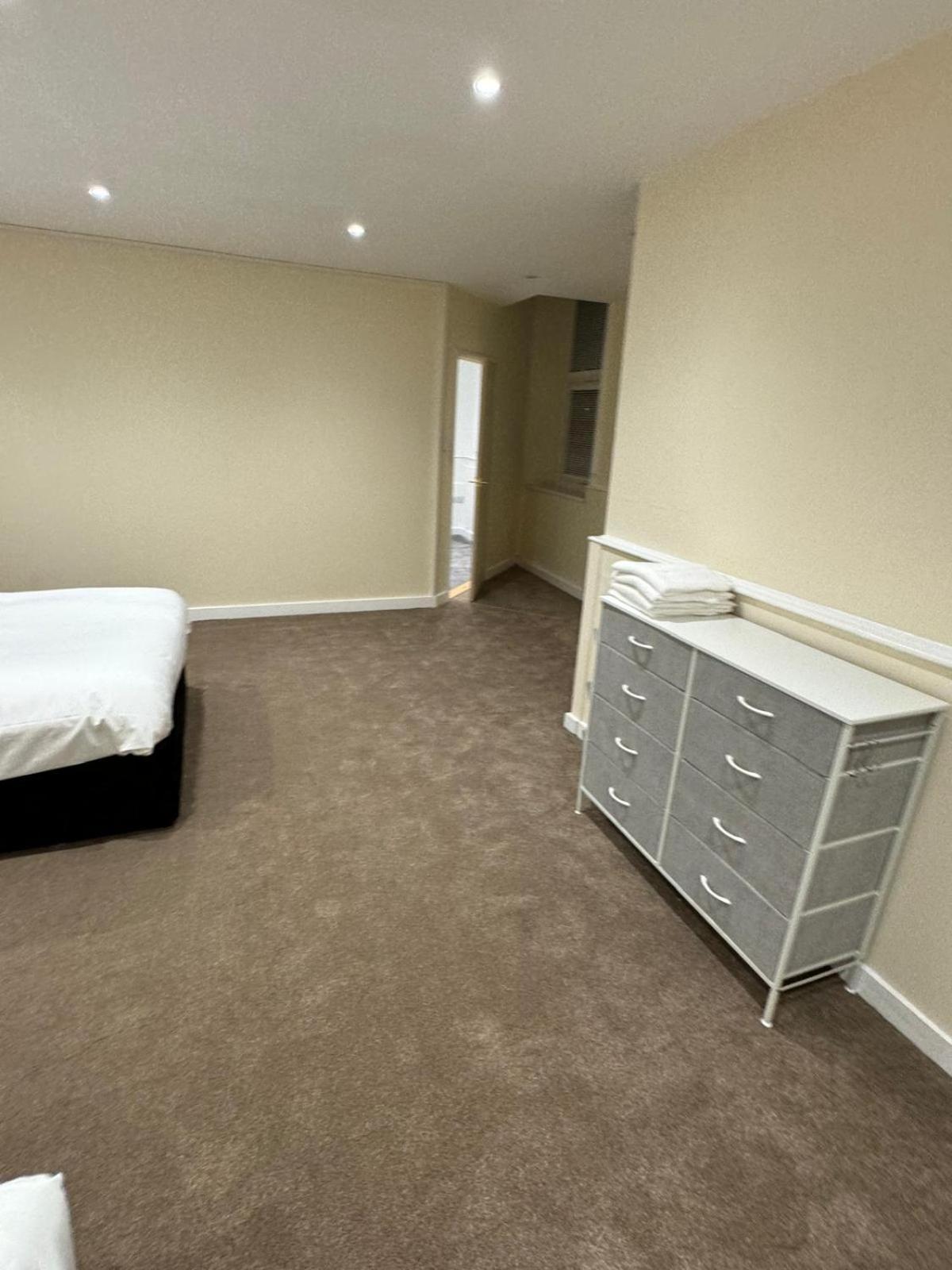 Bed and Breakfast New Station Newport  Exteriér fotografie