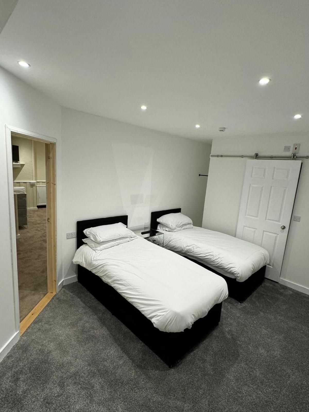 Bed and Breakfast New Station Newport  Exteriér fotografie