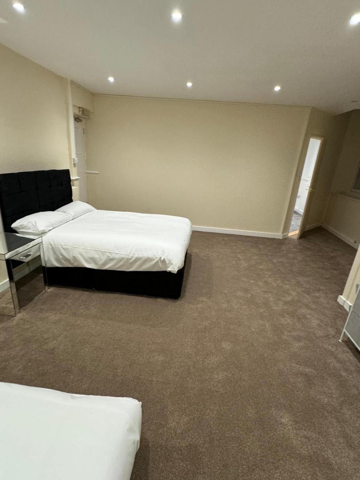 Bed and Breakfast New Station Newport  Exteriér fotografie